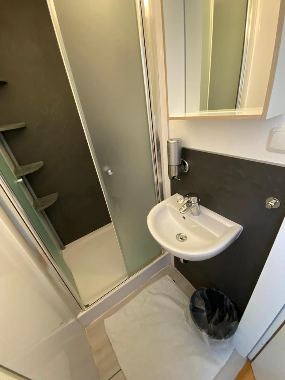 Relax Aachener Boardinghouse Budget Exteriör bild